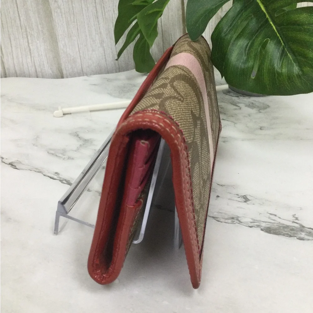 Coach wallet brown